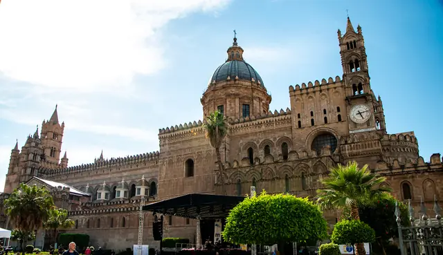 Palermo, Ausgangspunkt des Ausflugs nach Monreale und Cefalù
