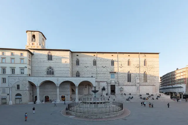 Fontana Maggiore und Piazza IV Novembre in Perugia